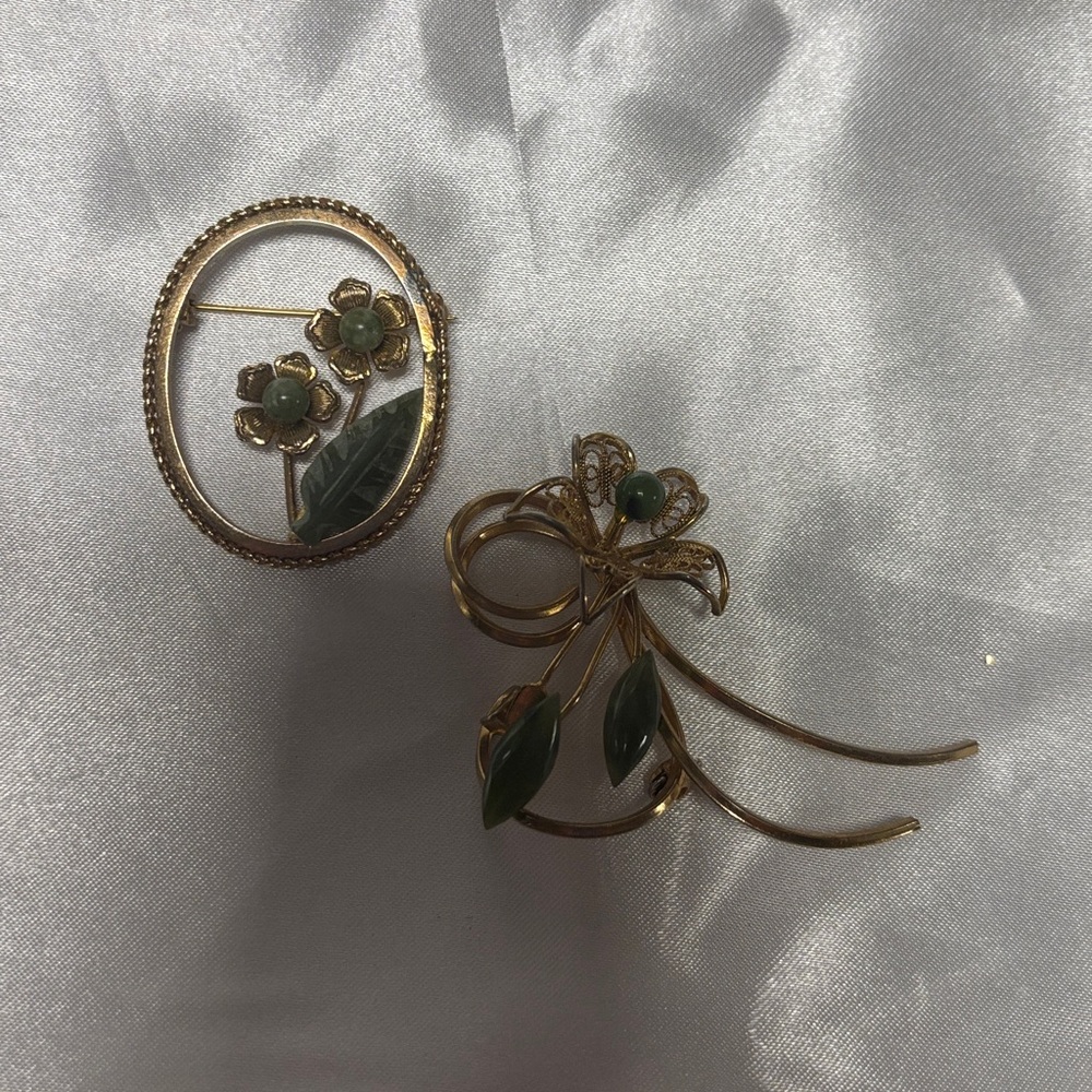 Gold and Green Floral Brooch Set